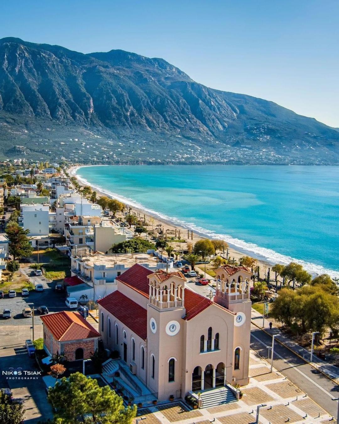 Located Ruby Luxury Escape